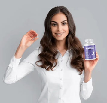 Emily Carter from California sharing her customer review after trying NiteHush Pro for snoring and better sleep